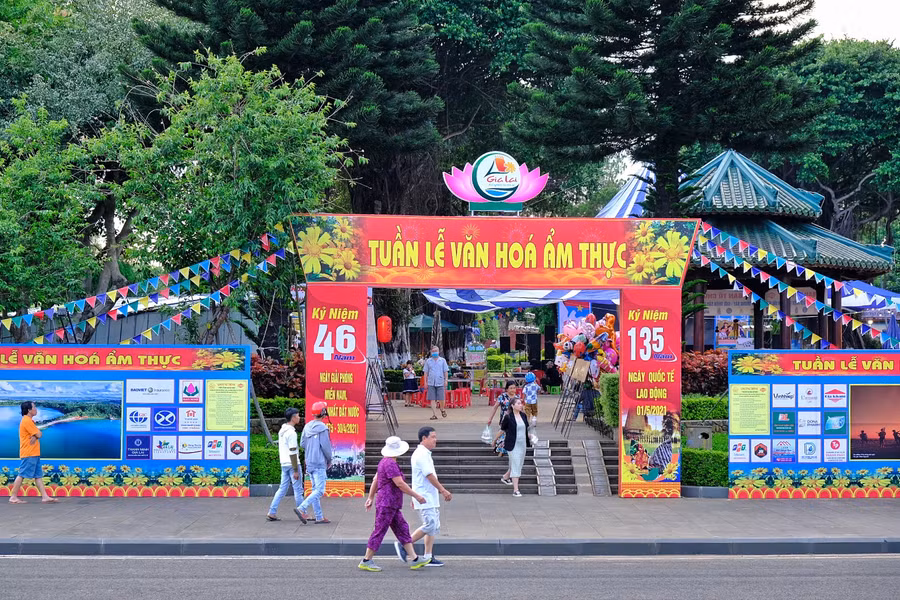 Tuần lễ văn hóa-ẩm thực tại khuôn viên Bảo tàng tỉnh chào mang đến không gian vui chơi cho người dân dịp nghỉ lễ