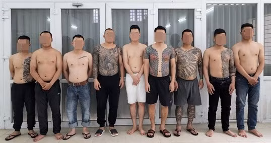  Các nghi phạm hoạt động cho vay nặng lãi bị bắt giữ trong 2 chuyên án. Ảnh: Văn Tiến