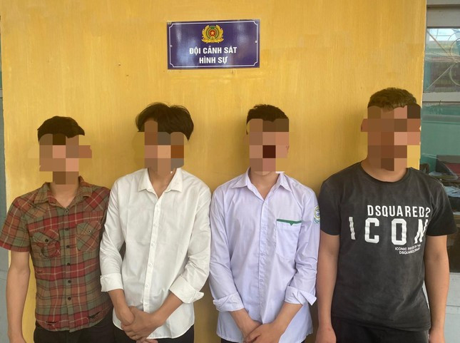 Bốn đối tượng tại Cơ quan điều tra.