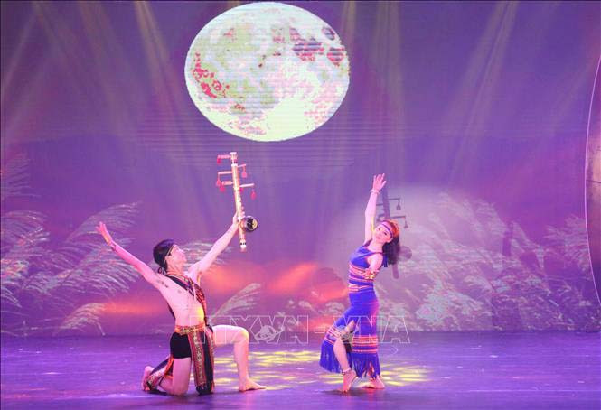 Một tiết mục dự thi của đoàn Gia Lai. Ảnh: TTXVN
