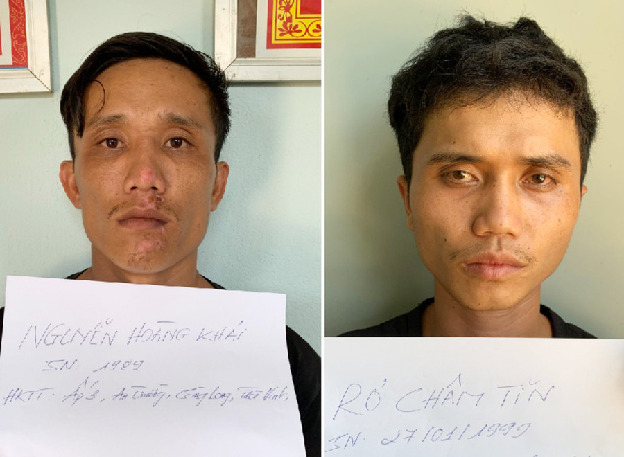 2 đối tượng Khải (trái) và Tĩn. (Ảnh Công an huyện Đak Đoa cung cấp) 2 đối tượng Khải (trái) và Tĩn bị bắt về hành vi trộm cắp tài sản. Ảnh Công an Đak Đoa cung cấp