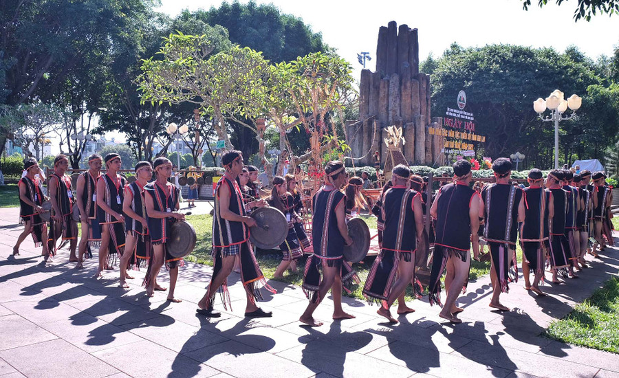 Không gian văn hóa cồng chiêng Tây Nguyên là di sản có tiềm năng khai thác kinh tế du lịch. Ảnh: Minh Châu