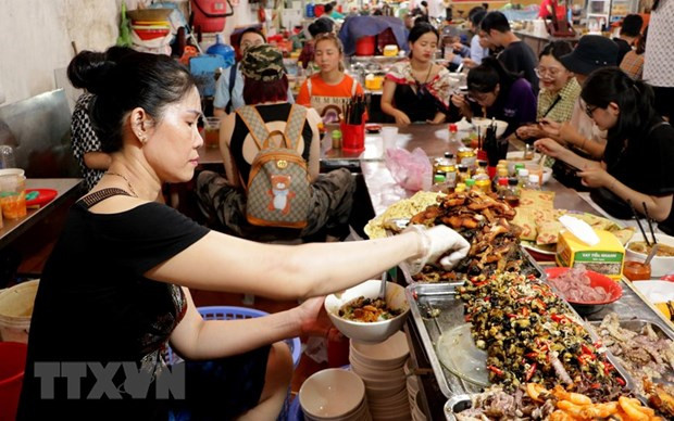 Bánh đa cua, một món ngon phải thưởng thức khi đến với Hải Phòng. Ảnh: Minh Thu/TTXVN