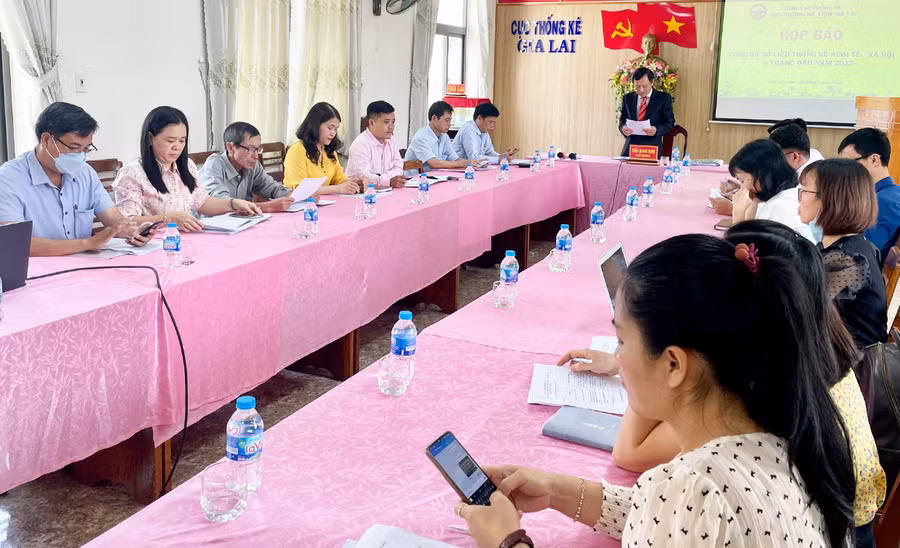 Quang cảnh cuộc họp. Ảnh: Lam Nguyên