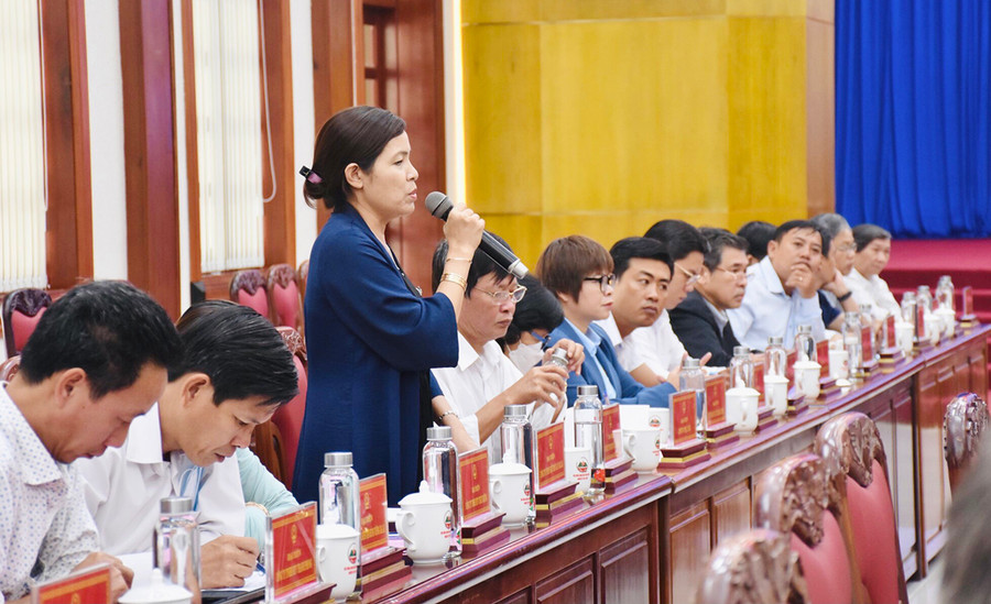 Hội nghị đã nhận được nhiều ý kiến thẳng thắn của doanh nghiệp, HTX. Ảnh: Trần Dung