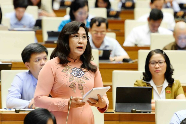 Đại biểu Quốc hội tỉnh Kiên Giang Nguyễn Thị Kim Bé phát biểu. Ảnh: Minh Đức/TTXVN