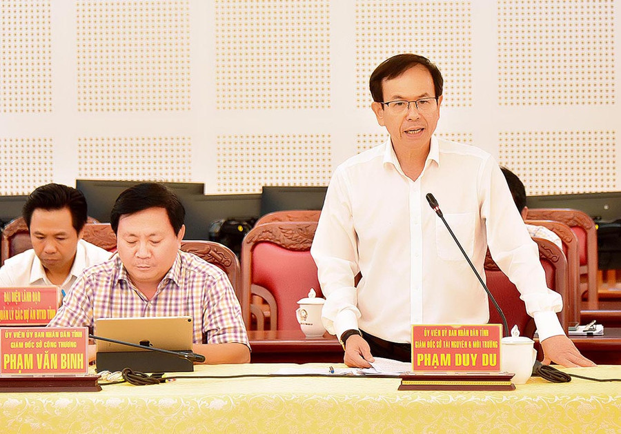 Giám đốc Sở Tài nguyên và Môi trường Phạm Duy Du lý giải về nguyên nhân chậm tiến độ quy hoạch sử dụng đất đến năm 2030. Ảnh: Đức Thụy