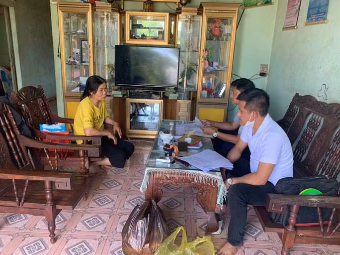 Làm việc với cơ quan công an, bà Nguyễn Thị Nhàn cho rằng trồng cần sa để cho gà ăn