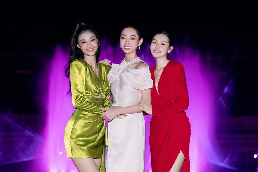 Chung kết Miss World Việt Nam 2022 sẽ diễn ra ngày 12.8 tới đây. Cả 3 sẽ lần lượt trao lại vương miện cho hoa hậu và 2 á hậu. Ảnh: NVCC.