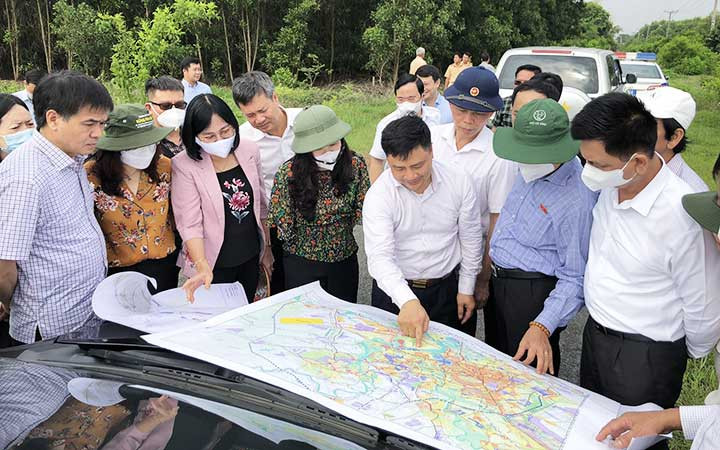  Đoàn Ủy ban Kinh tế của Quốc hội khảo sát thực địa dự án đường cao tốc Biên Hòa-Vũng Tàu.