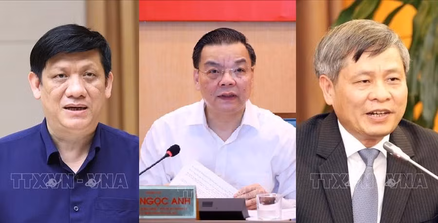 Chiều 7/6/2022, mở rộng vụ án Công ty Việt Á, Cơ quan Cảnh sát điều tra Bộ Công an ra quyết định khởi tố vụ án, khởi tố bị can, Lệnh bắt bị can để tạm giam, Lệnh khám xét đối với (từ trái qua): ông Nguyễn Thanh Long (nguyên Bộ trưởng Bộ Y tế); ông Chu Ngọc Anh (nguyên Chủ tịch UBND TP Hà Nội, nguyên Bộ trưởng Bộ Khoa học và Công nghệ); ông Phạm Công Tạc (nguyên Thứ trưởng Bộ Khoa học và Công nghệ). Ảnh: TTXVN Chiều 7/6/2022, mở rộng vụ án Công ty Việt Á, Cơ quan Cảnh sát điều tra Bộ Công an ra quyết định khởi tố vụ án, khởi tố bị can, Lệnh bắt bị can để tạm giam, Lệnh khám xét đối với (từ trái qua): ông Nguyễn Thanh Long (nguyên Bộ trưởng Bộ Y tế); ông Chu Ngọc Anh (nguyên Chủ tịch UBND TP Hà Nội, nguyên Bộ trưởng Bộ Khoa học và Công nghệ); ông Phạm Công Tạc (nguyên Thứ trưởng Bộ Khoa học và Công nghệ). Ảnh: TTXVN