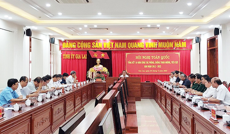Các đại biểu dự hội nghị tổng kết tại điểm cầu Gia Lai. Ảnh: Vĩnh Hoàng Các đại biểu dự hội nghị tổng kết tại điểm cầu Gia Lai. Ảnh: Vĩnh Hoàng