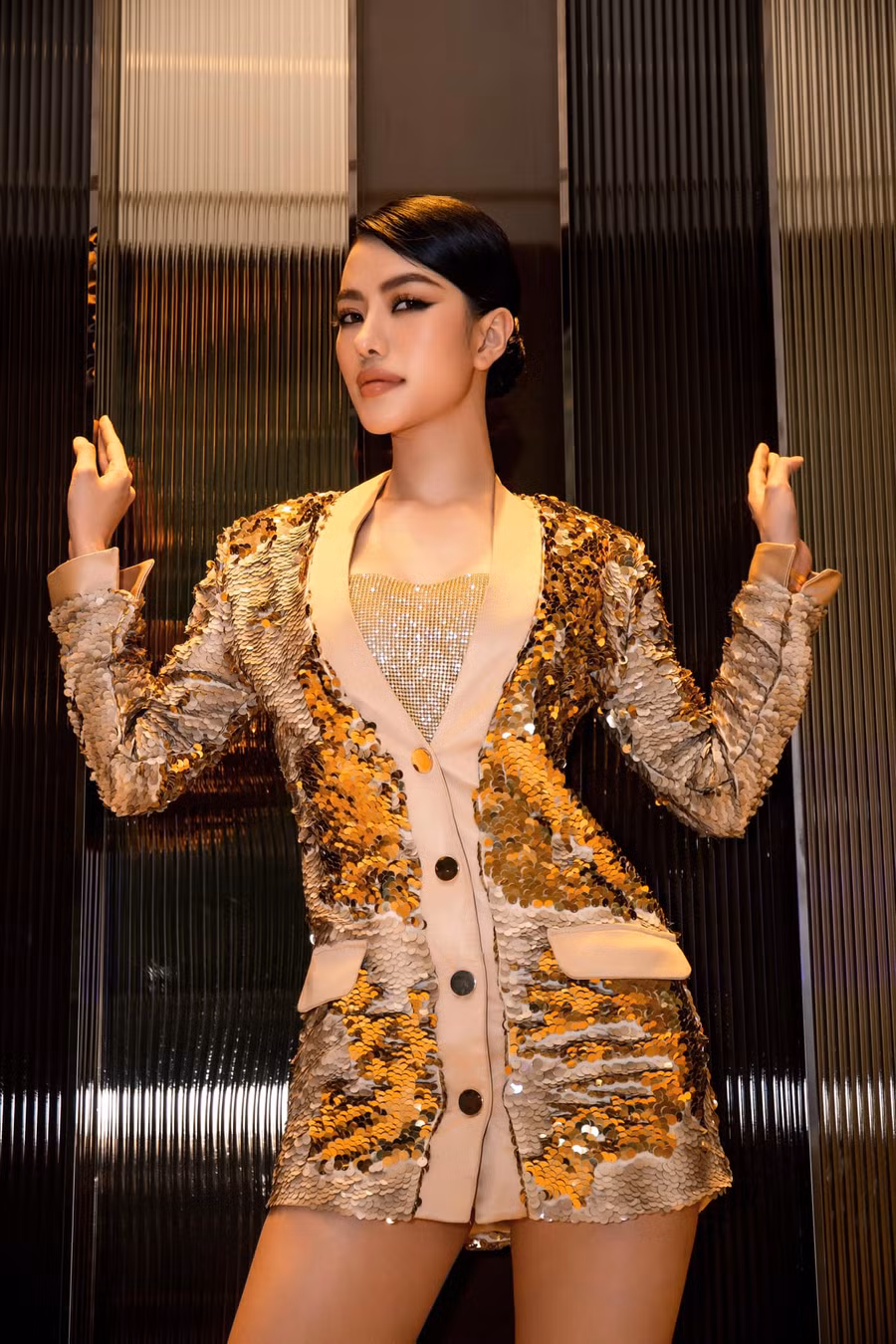 Ở những tập đầu tiên, Hoàng Thị Nhung chưa thật sự gây chú ý với khán giả. Song sau tập trình diễn thời trang, cô được đánh giá cao nhờ vóc dáng nổi bật, kỹ năng trình diễn tốt. Là gương mặt mới ở đấu trường nhan sắc, cô hạnh phúc và tự hào với điều này. Người đẹp biết ơn phía nhà thiết kế để cô có cơ hội được tỏa sáng để mọi người biết đến mình nhiều hơn