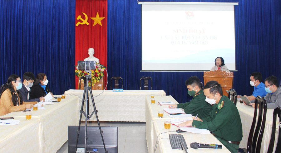 Một buổi sinh hoạt của CLB Lý luận trẻ tỉnh. Ảnh: Phan Lài Một buổi sinh hoạt của CLB Lý luận trẻ tỉnh. Ảnh: Phan Lài