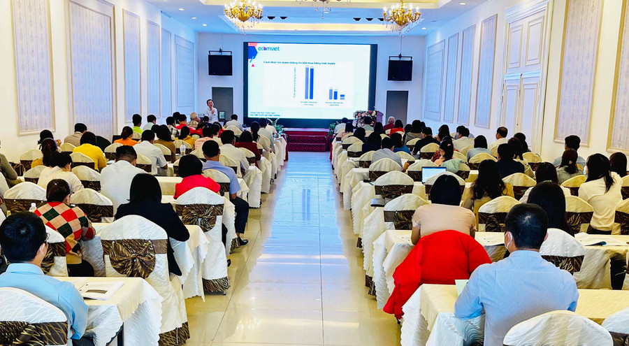 Quang cảnh lớp tập huấn. Ảnh: Vũ Thảo