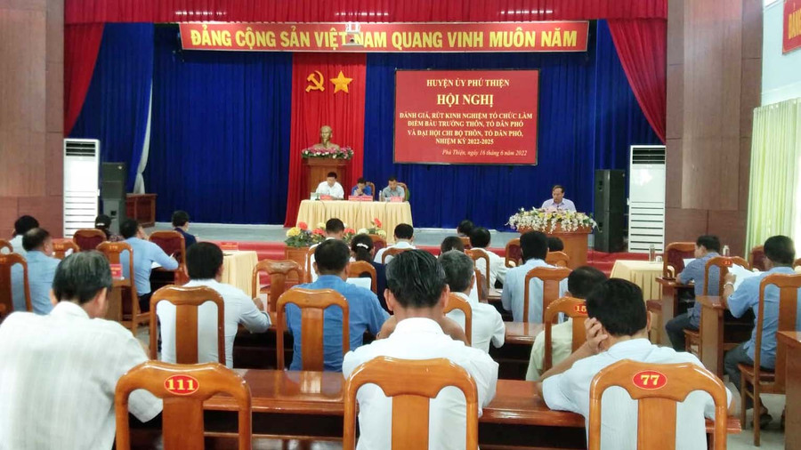 Quang cảnh hội nghị. Ảnh: Hoa Mai
