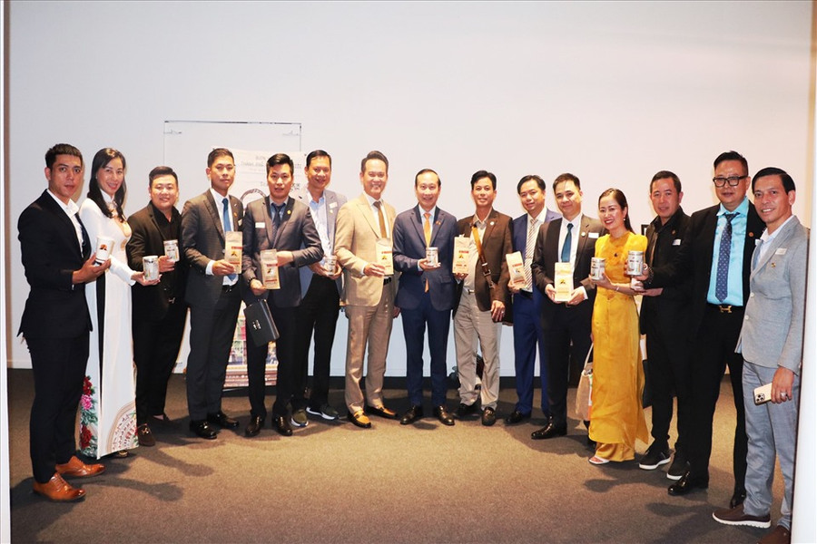 Một sản phẩm cà phê của tỉnh Đắk Lắk được giới thiệu tại Diễn đàn xúc tiến thương mại và đầu tư Việt Nam tại Bỉ. Ảnh: B.T