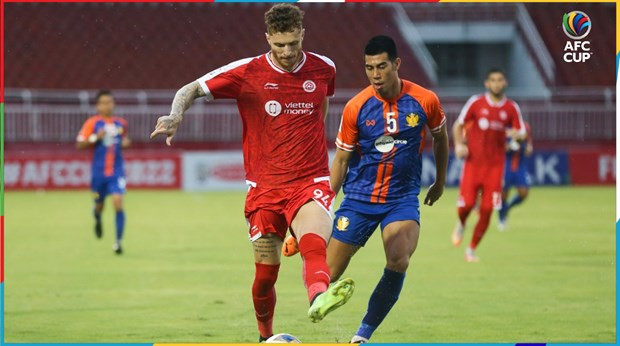 Pha tranh bóng của cầu thủ 2 đội. Nguồn: AFC Pha tranh bóng của cầu thủ 2 đội. Nguồn: AFC