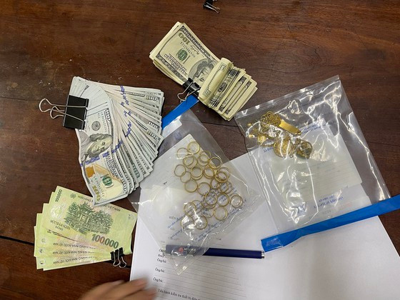 Tang vật vụ vờ mua lá chuối để trộm cắp