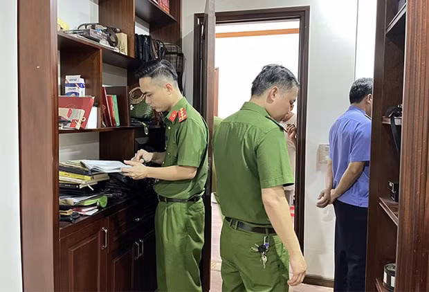  Cơ quan Cảnh sát điều tra Công an tỉnh Lào Cai tiến hành điều tra vụ án. (Nguồn: cand.com.vn)