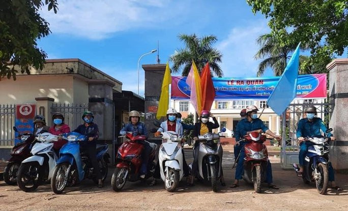 Xã Long Bình, huyện Phú Riềng ra quân tuyên truyền về SXH