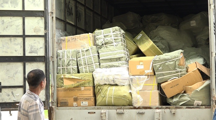  Xe vận chuyển linh kiện bị phát hiện, bắt giữ.