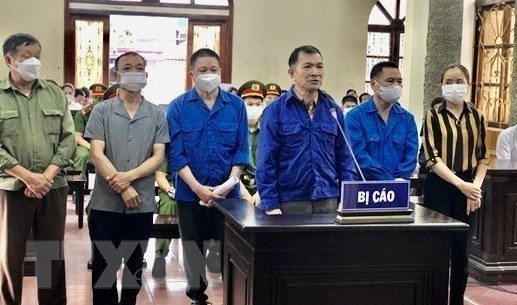 Các bị cáo tại phiên tòa. (Ảnh:TTXVN phát)  Các bị cáo tại phiên tòa. (Ảnh:TTXVN phát)