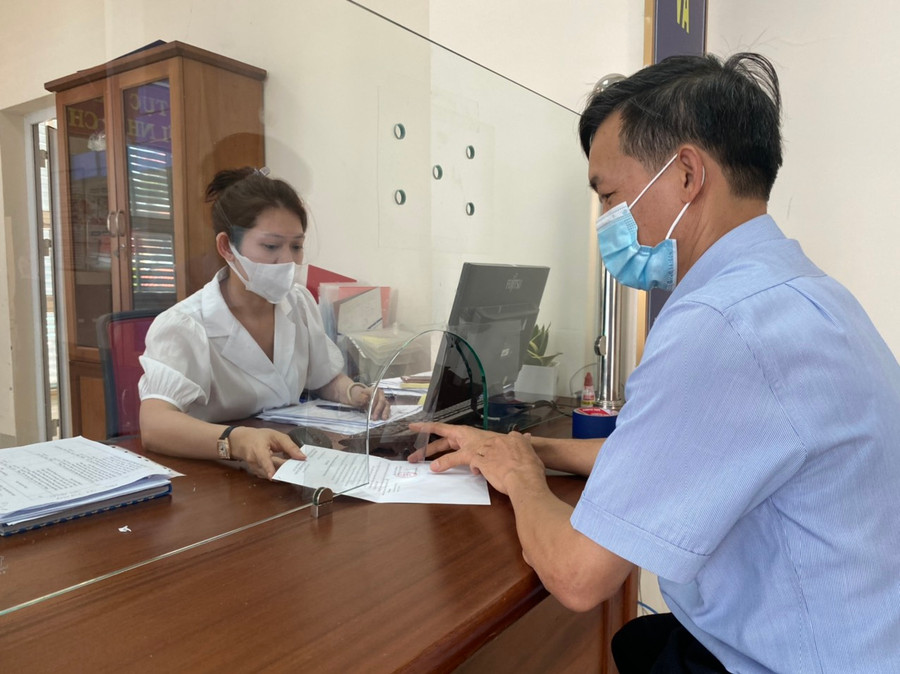 Cục Thuế tỉnh phối hợp với các nhà cung cấp dịch vụ hóa đơn điện tử đẩy nhanh tiến độ triển khai theo kế hoạch. Ảnh: Sơn Ca Cục Thuế tỉnh phối hợp với các nhà cung cấp dịch vụ hóa đơn điện tử đẩy nhanh tiến độ triển khai theo kế hoạch. Ảnh: Sơn Ca