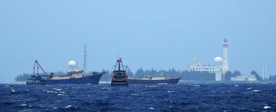 Đa số là các tàu có lượng giãn nước 1.000 tấn. Ảnh: Thanh Niên