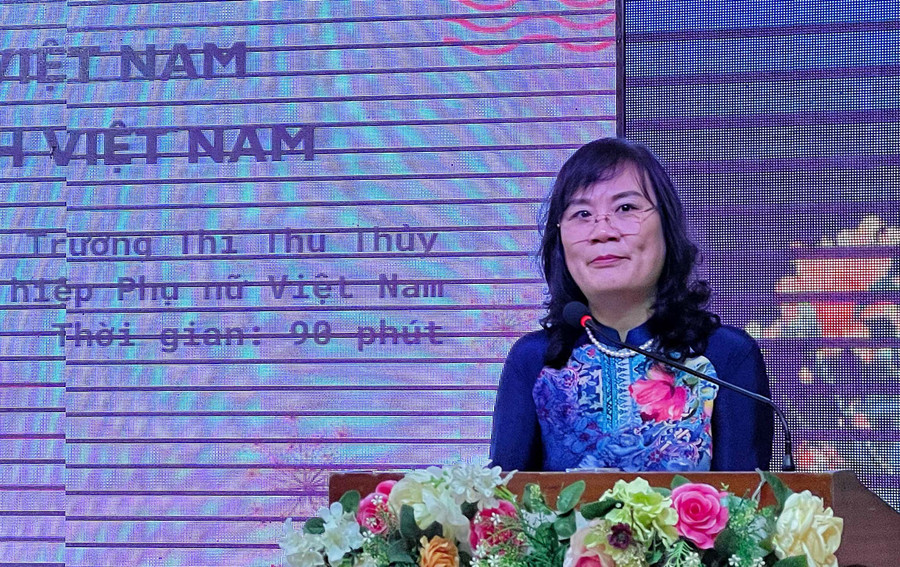 Diễn giả Trương Thị Thu Thủy-Trưởng Ban Gia đình-Xã hội, Trung ương Hội LHPN Việt Nam. Ảnh: Minh Châu