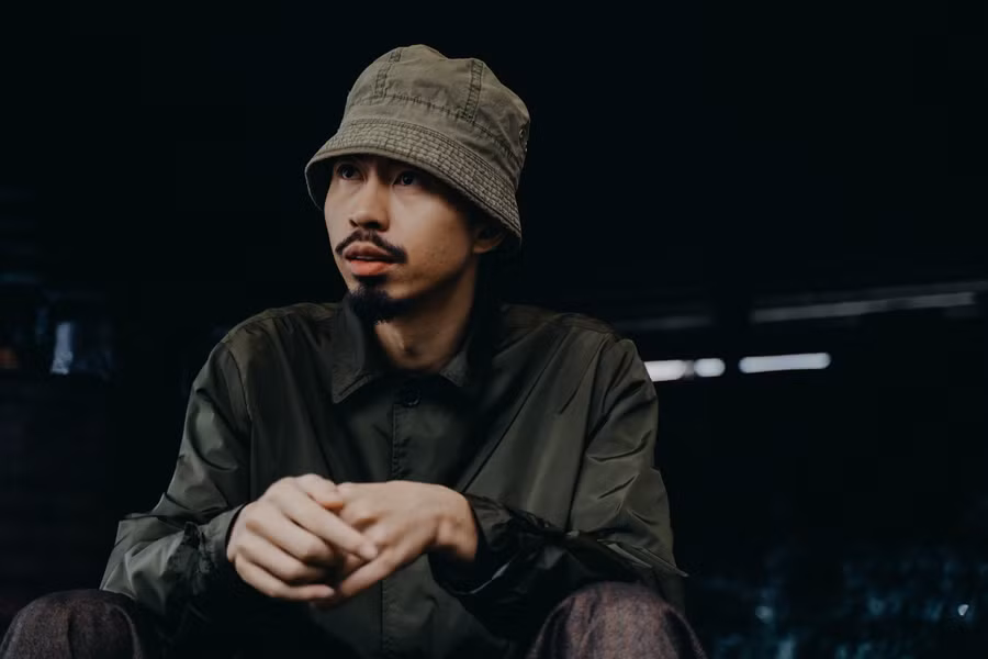 Sau thời gian ngắn phát hành, MV Ai muốn nghe không của Đen đã đạt top 1 trending Music trên YouTube Việt Nam hôm 18.6. Hiện tại, ca khúc đã đạt 7,2 triệu lượt xem cùng hàng trăm ngàn bình luận. Ảnh: NVCC