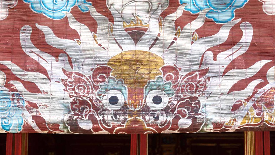 Những hoa văn tinh xảo, mang đậm giá trị văn hóa, lịch sử trên các công trình kiến trúc.