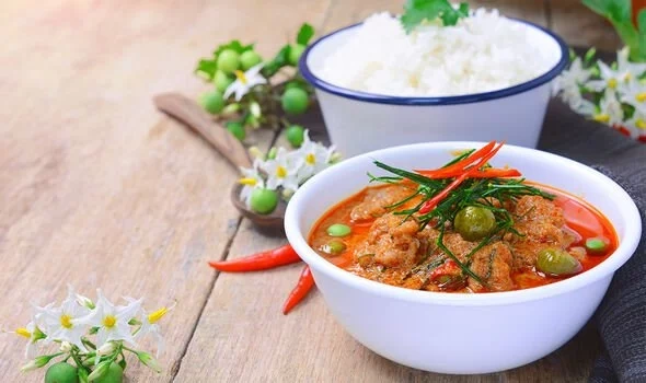 Người thích ăn cay có quyền để vui mừng, vì thức ăn cay đã cho thấy có tác dụng rất lớn trong việc bảo vệ tim mạch. Ảnh: SHUTTERSTOCK