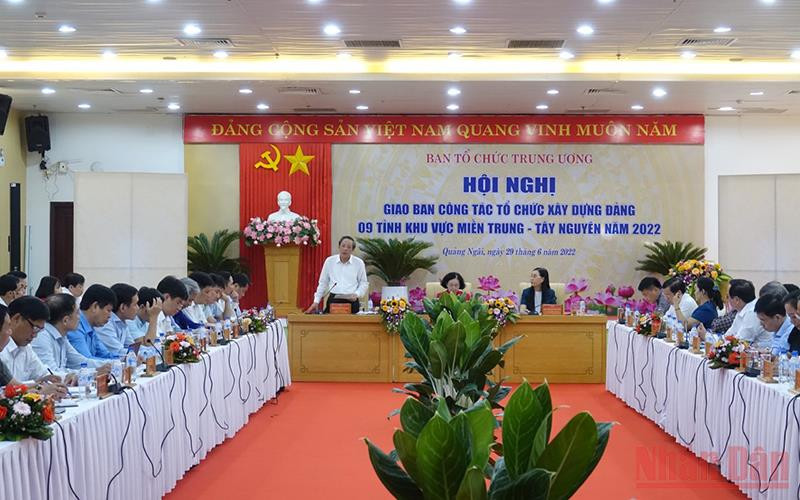 Quang cảnh hội nghị. 