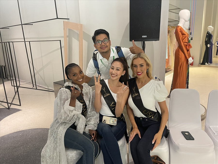 Đoàn Hồng Trang chia sẻ, thí sinh tại Miss Global 2022 khá đồng đều, nhiều đối thủ mạnh.. Ảnh: Leading Stars