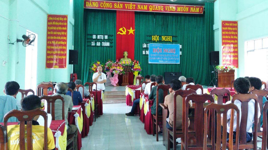 Tập huấn chuyển giao tiến bộ khoa học kỹ thuật cho người dân xã An Thành. Ảnh: Nguyễn Diệp