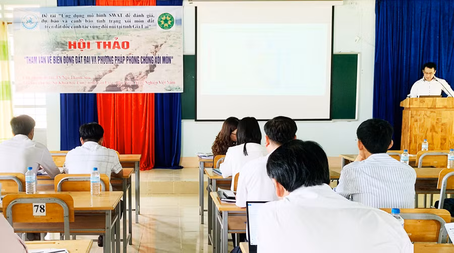  Quang cảnh buổi hội thảo. Ảnh: Vũ Chi