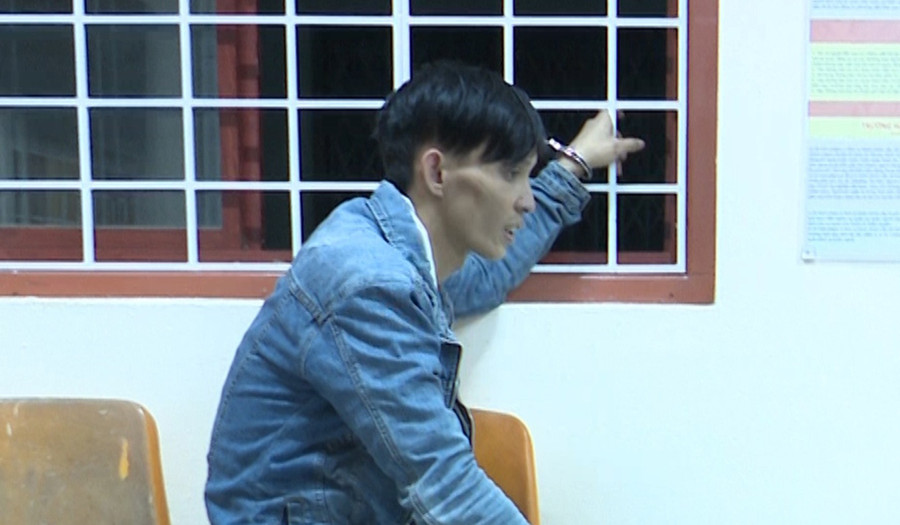 Đối tượng Hoàng Xuân Quý tại cơ quan Công an. Ảnh: Bá Bính Hoàng Xuân Quý tại cơ quan công an. Ảnh: Bá Bính