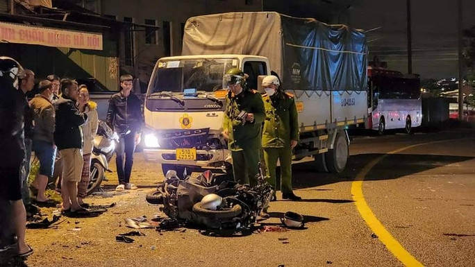 Hiện trường vụ tai nạn giao thông khiến 2 thiếu niên thương vong