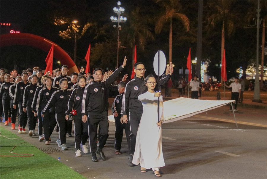 Khai mạc Hội thi Thể thao các dân tộc thiểu số toàn quốc lần thứ XII. Ảnh: H.A