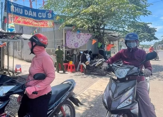 Công an phong tỏa hiện trường vụ án mạng