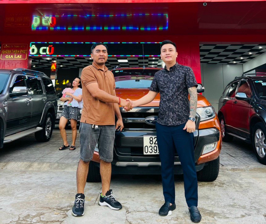 Nhu cầu mua xe ô tô làm phương tiện đi lại tăng cao, doanh nghiệp kinh doanh ô tô cũ có sự tăng trưởng tích cực về doanh số. Ảnh: Sơn Ca Nhu cầu mua xe ô tô làm phương tiện đi lại tăng cao, doanh nghiệp kinh doanh ô tô cũ có sự tăng trưởng tích cực về doanh số. Ảnh: Sơn Ca