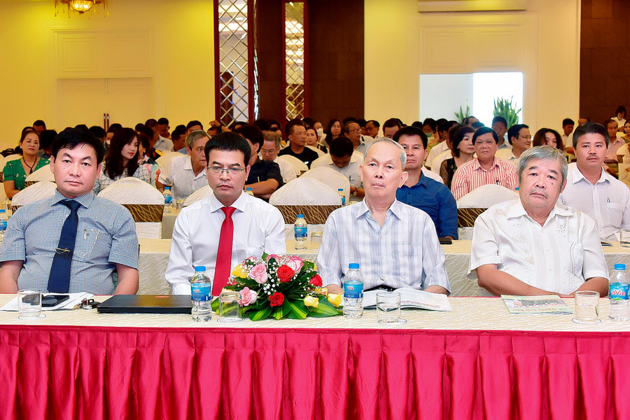 Các đại biểu về dự lễ tọa đàm Ngày Báo chí cách mạng Việt Nam 21.6. Ảnh: Đức Thụy