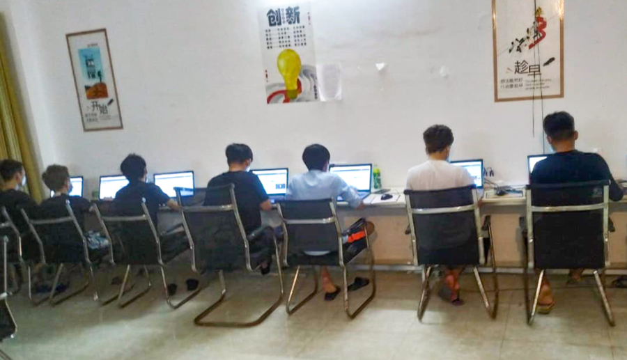 Các lao động bị lừa sang Campuchia bị ép làm việc phi pháp. Ảnh: NẠN NHÂN CUNG CẤP CHO CÔNG AN TỈNH QUẢNG NGÃI