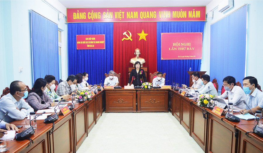 Quang cảnh Hội nghị lần thứ 7 Ban Chấp hành Đảng bộ Khối các Cơ quan và Doanh nghiệp tỉnh. Ảnh: Anh Huy Quang cảnh Hội nghị lần thứ 7 Ban Chấp hành Đảng bộ Khối các Cơ quan và Doanh nghiệp tỉnh. Ảnh: Anh Huy