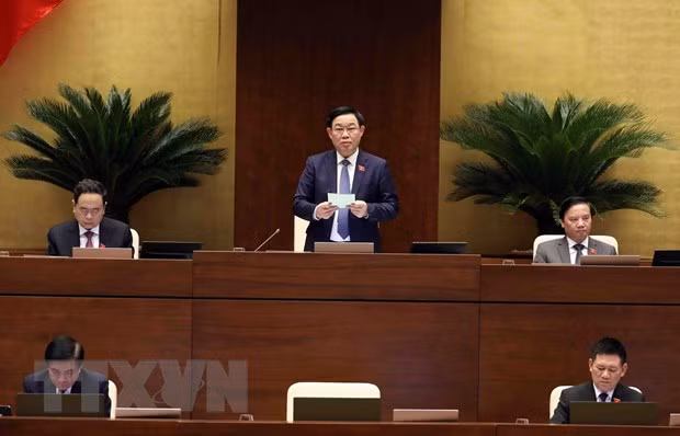  Chủ tịch Quốc hội Vương Đình Huệ phát biểu kết thúc chất vấn nhóm vấn đề lĩnh vực tài chính. (Ảnh: An Đăng/TTXVN)
