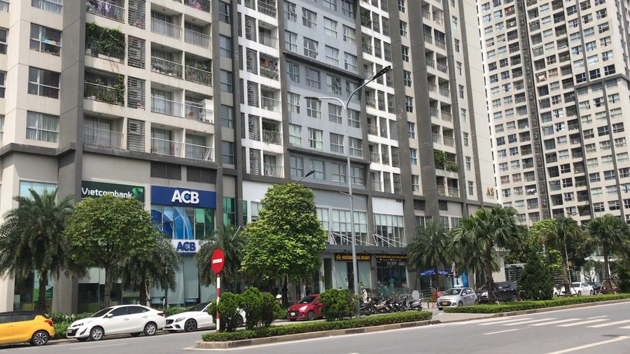  Quy định mới về sở hữu chung cư khiến người dân còn nhiều băn khoăn. Ảnh: T.N.