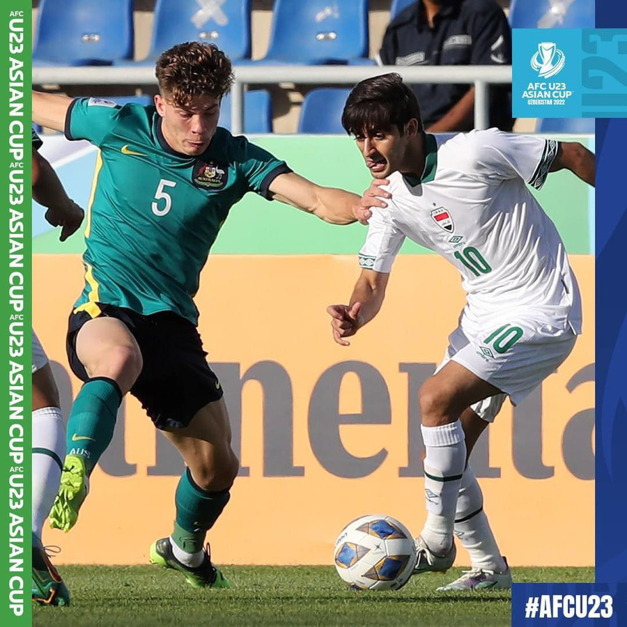 U.23 Úc (trái) gặp nhiều khó khăn ở bán kết. Ảnh: AFC