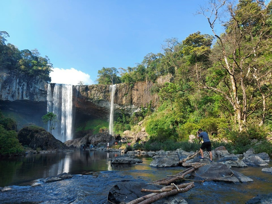 Cả khu dự trữ sinh quyền được chia thành 3 khu chức năng gồm hai vùng lõi (Vườn Quốc gia Kon Ka Kinh và Khu Bảo tồn thiên nhiên Kon Chư Răng), vùng đệm và vùng chuyển tiếp. Ảnh: Lao động TV