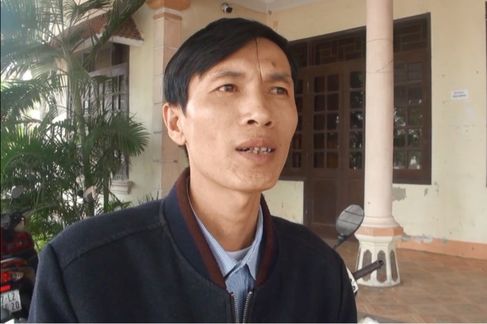 Thầy Nguyễn Cảnh Ban trao đổi với phóng viên. Ảnh: P.H.  Thầy Nguyễn Cảnh Ban trao đổi với phóng viên. Ảnh: P.H.